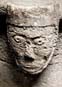 Bild: 9021020 (9021020.jpg). Motiv: kvinnohuvud, h�rnfigur. Foto: Lennart Karlsson