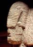 Bild: 9110922 (9110922.jpg). Motiv: lejon som biter �ver manshuvud. Foto: Lennart Karlsson